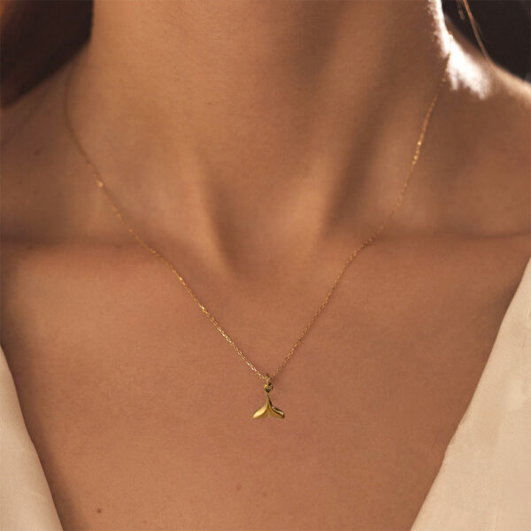 Collier Pendentif Queue de Baleine en Acier Inoxydable – Image 3